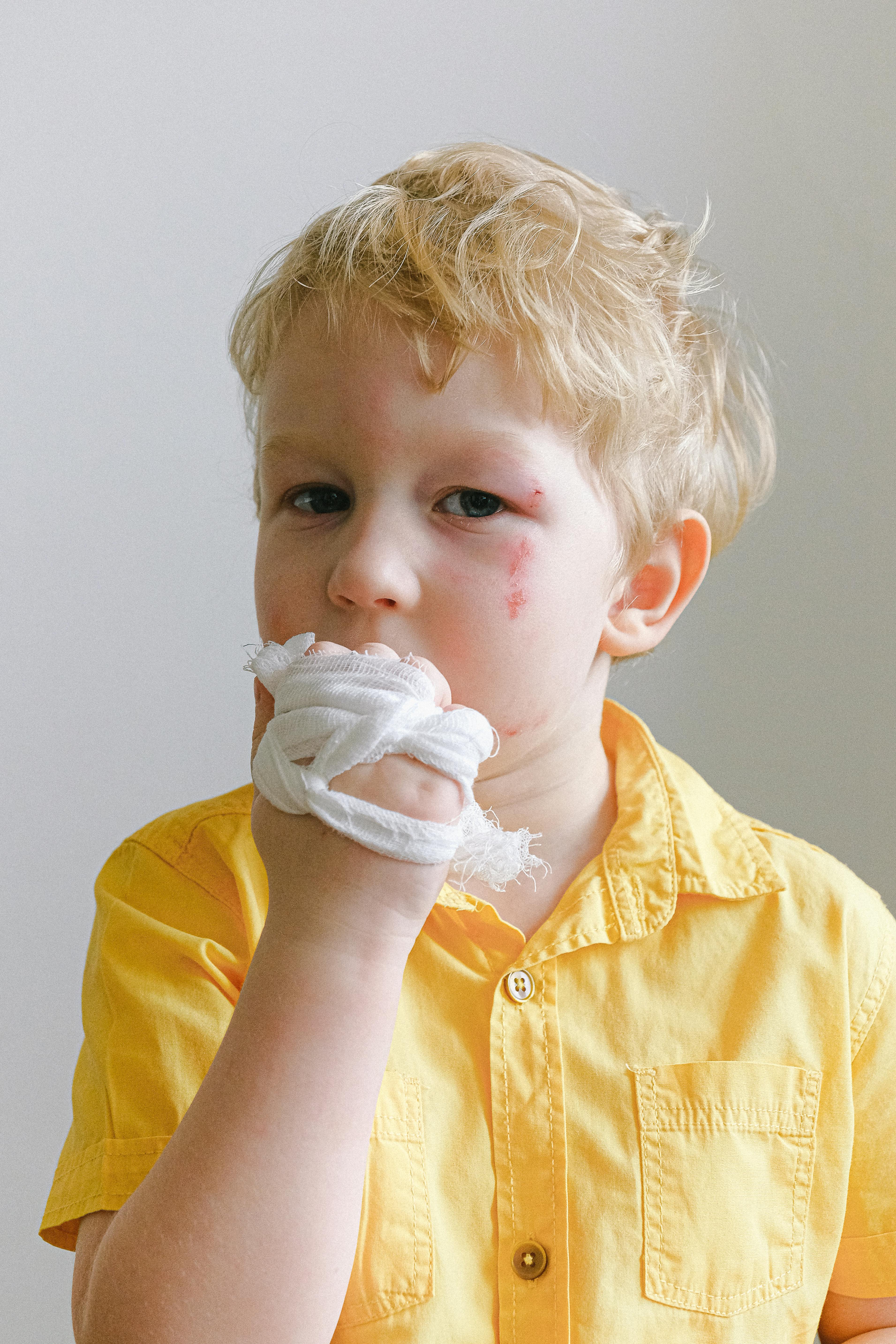 어린이의 희귀 식품 알레르기 관리에 따른 정서적 피해