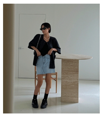 키 큰 여성 쇼핑몰