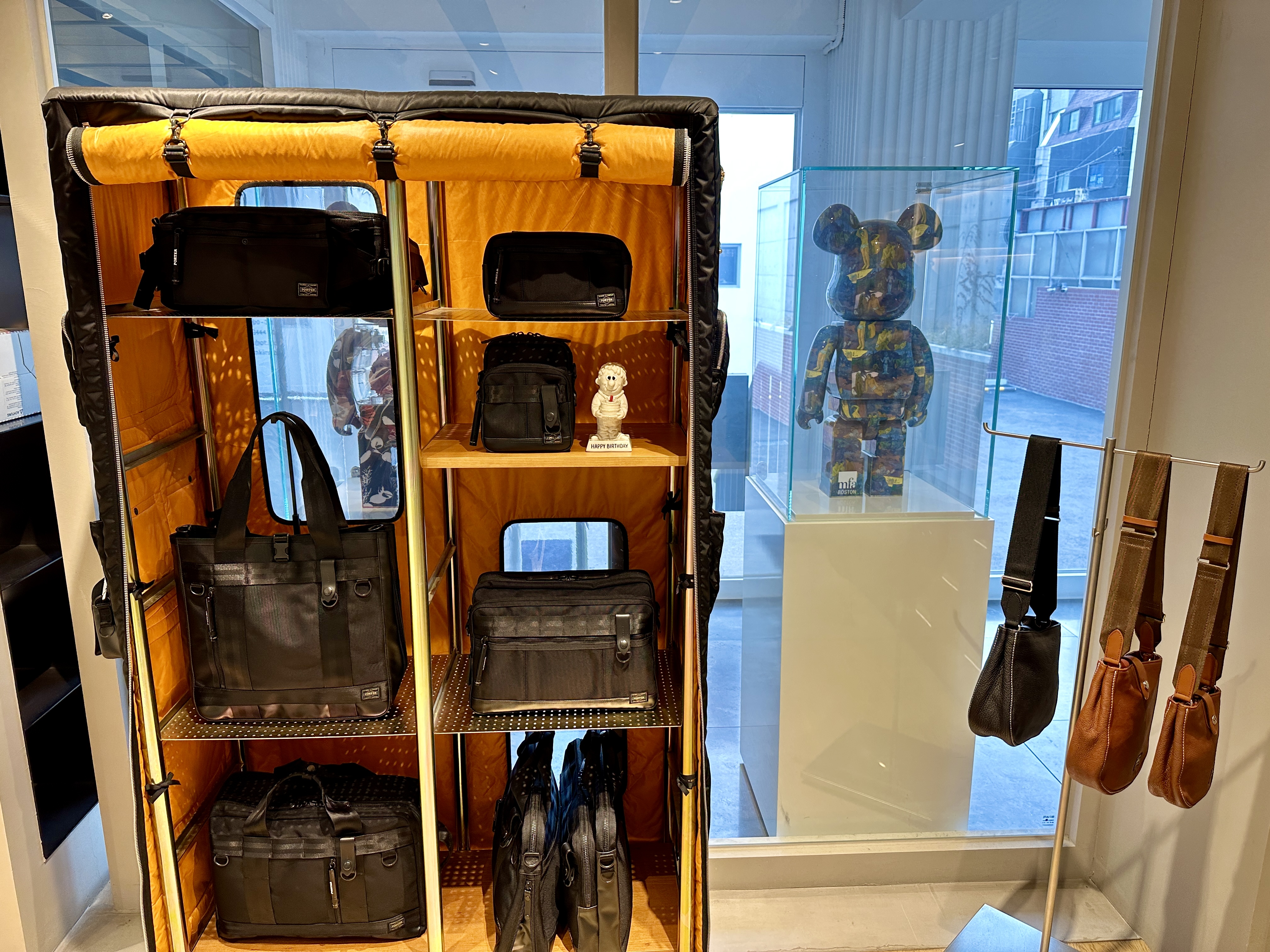 다양한 포터 가방들