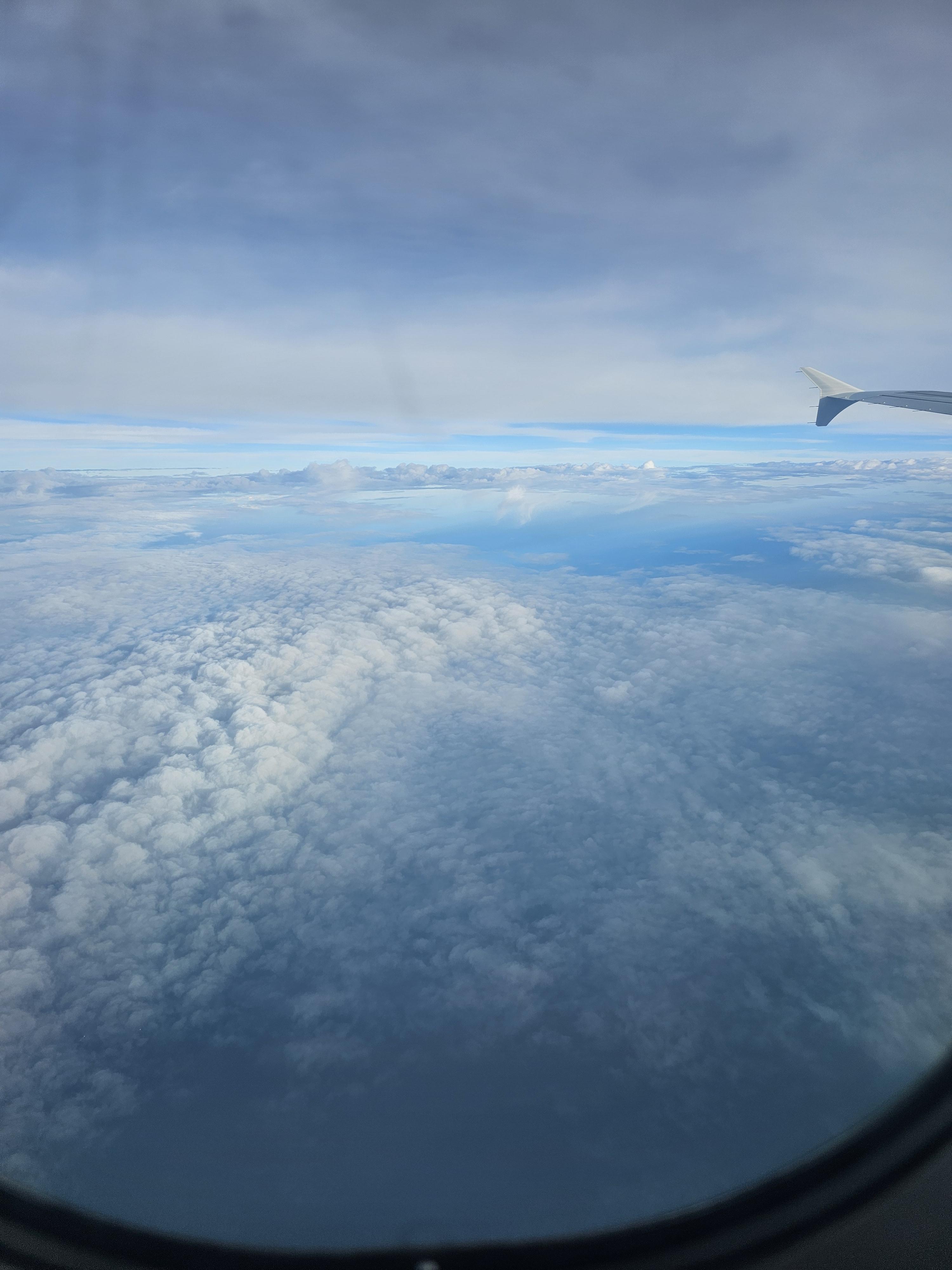 광저우행 비행기 하늘풍경