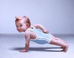 운동하는 아이 모습