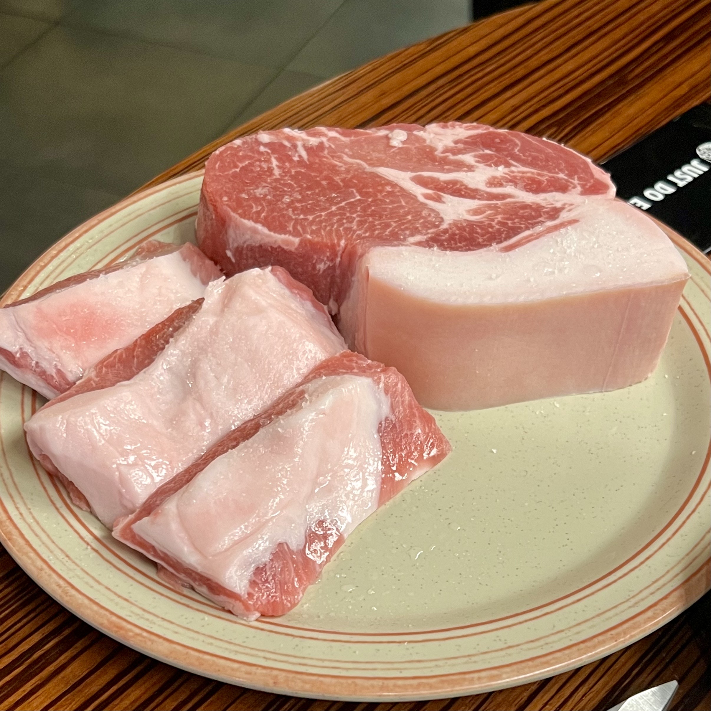 두툼한고기-선홍빛고기-맛있는고깃집-노원맛집