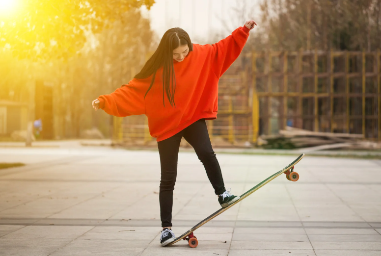 스케이드 보드 위 발의 위치와 균형 잡기