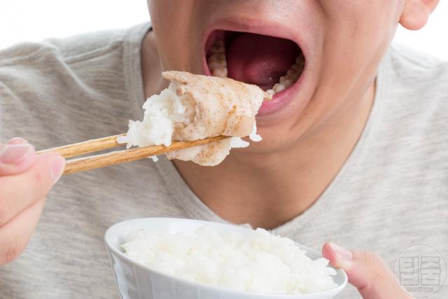 치매 초기 증상 씹기