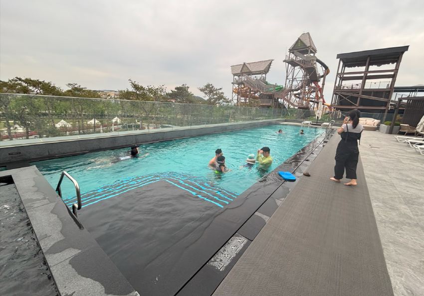 김해 롯데리조트 수영장