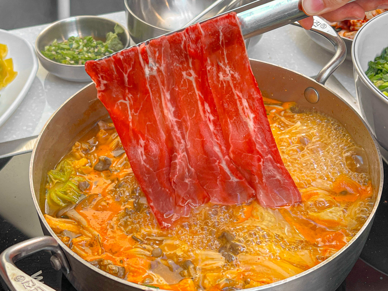 최가네샤브버섯칼국수