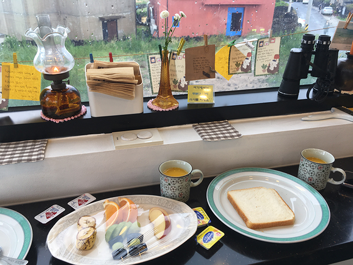 공용주방-창가자리