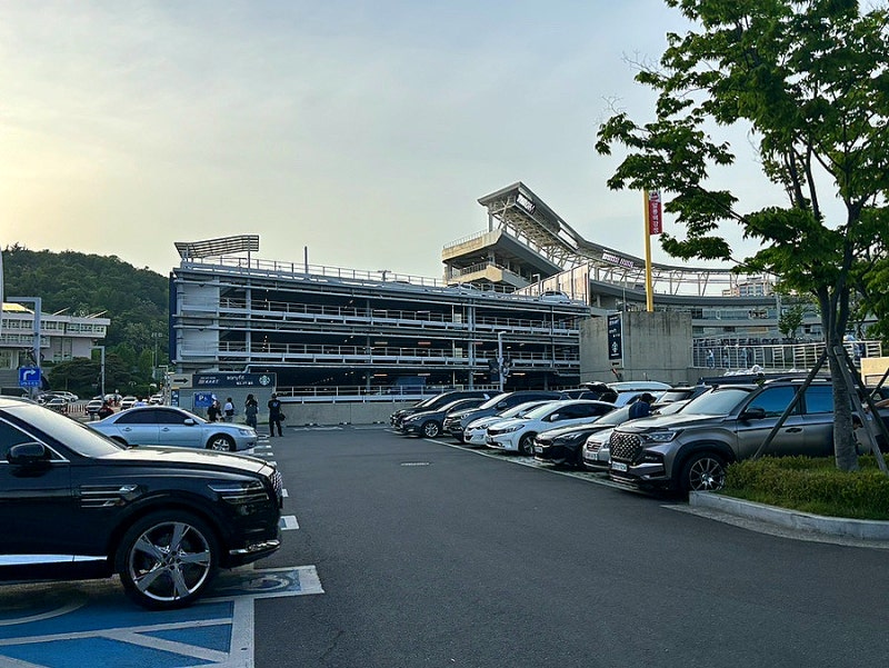 창원NC파크 주차 완벽 가이드 ❘ 위치&middot;요금&middot;대중교통 총정리