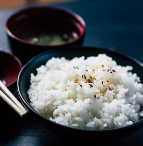 현미의 호분층에는 비타민E, 오리자놀 등이 함유 되어있다.