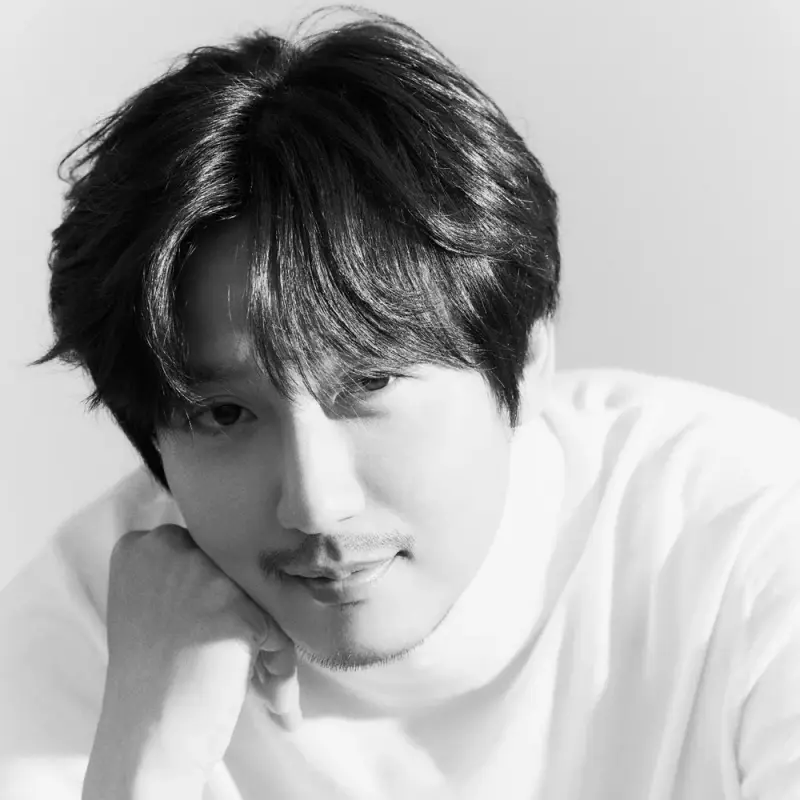 디즈니+ 넉오프에서 ? 역을 맡은 김남길