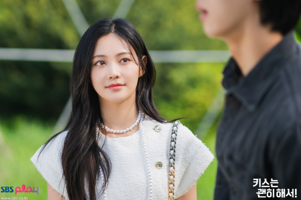 키스는 괜히해서