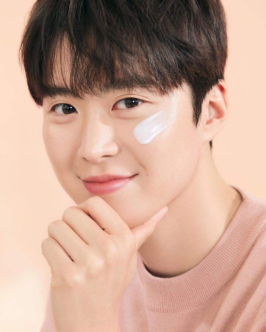 은밀한 감사 배우 공명