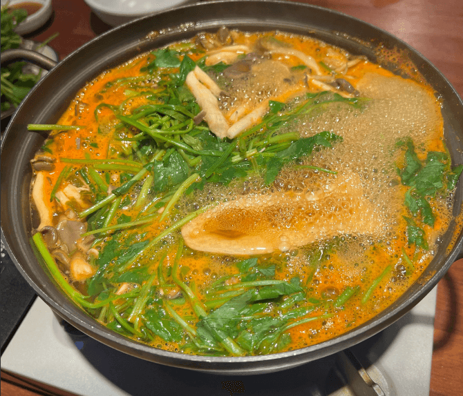 생방송투데이 미나리 샤브칼국수 김포 맛집