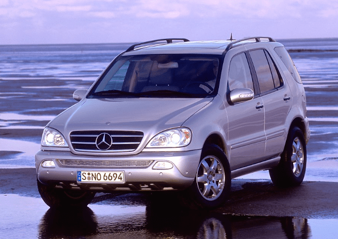 1997년에 처음 출시된 M-클래스