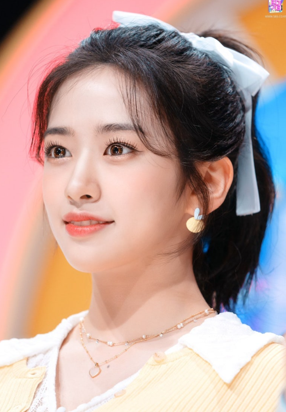 봄웜톤 대표연예인 사진