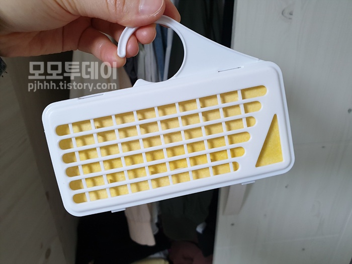 다이소 옷장 방충 방향 제 내돈내산 후기 컴배트 좀벌레 싹 노란색 벌레 약 퇴치 살충 교체 효과 가격 서랍 용 향 기 냄새 라벤더 해충 장 성분 아로마 크기 시트로넬라 오일 바디 샴푸 차이 인터넷 주문