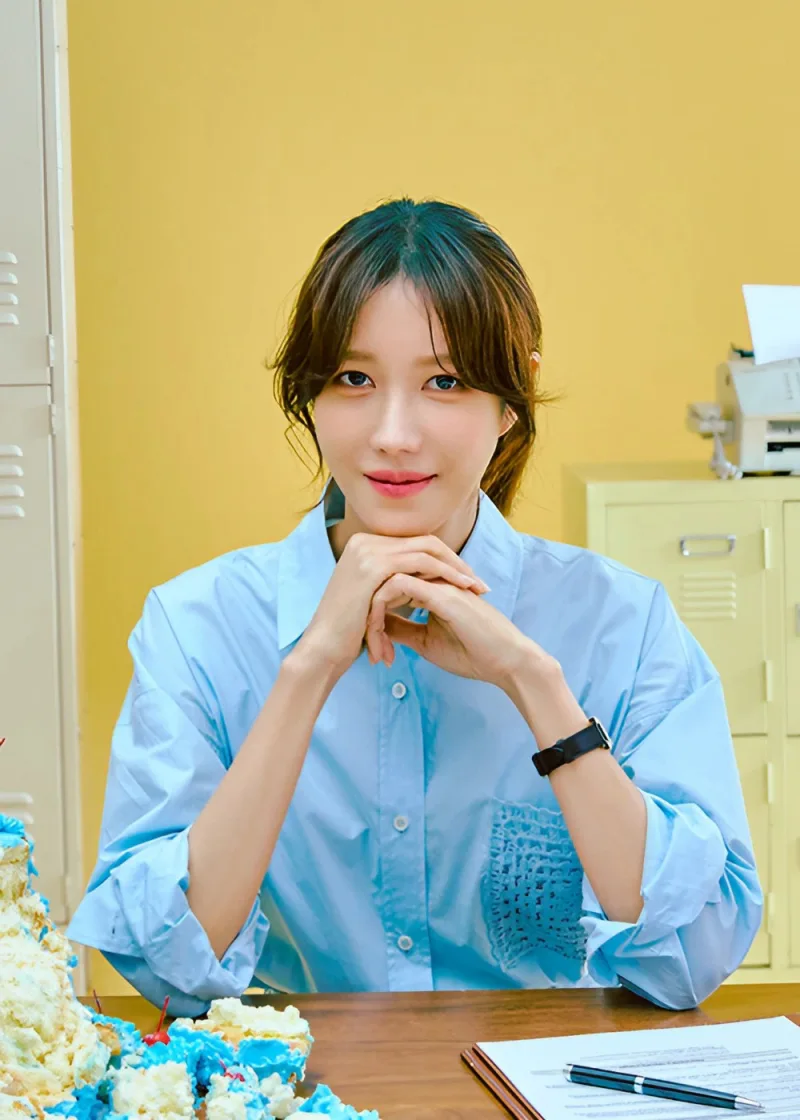 끝내주는 해결사 에서 김사라 역의 이지아