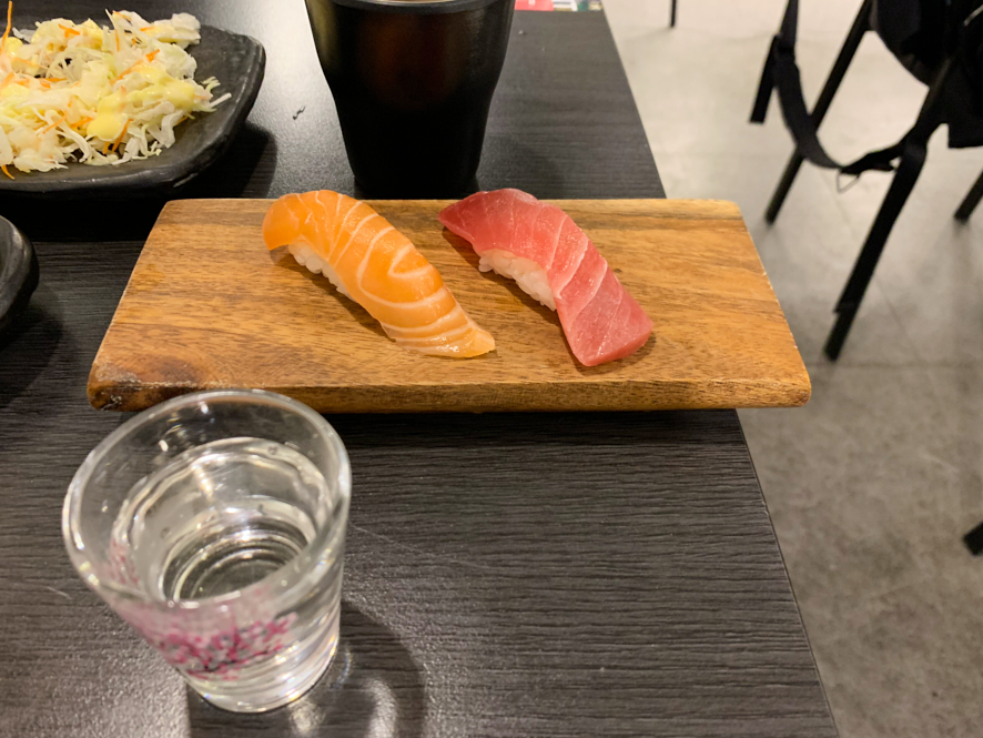 서비스로 주신 스시