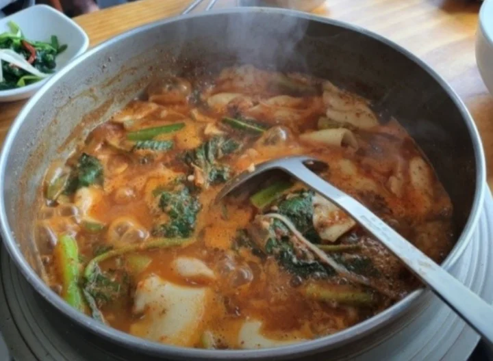 조정순추어매운탕