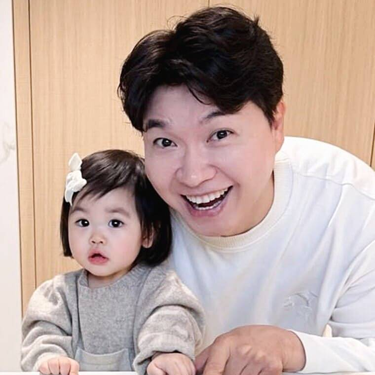방송인-박수홍-아내-김다예-딸-재이