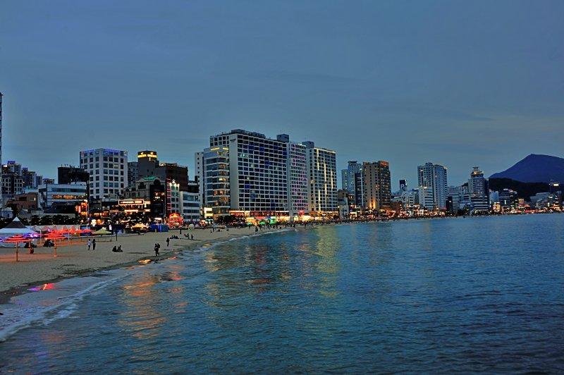 2022년 5월 광안리 해수욕장의 저녁