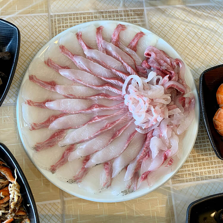 참숭어회-코스요리-첫번째-숭어회