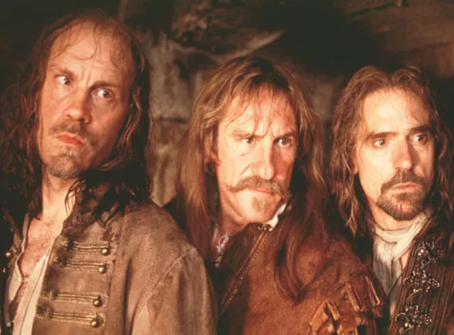 아이언 마스크 스틸컷