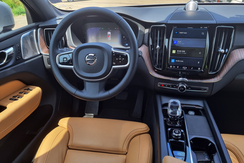 볼보 XC60 B6