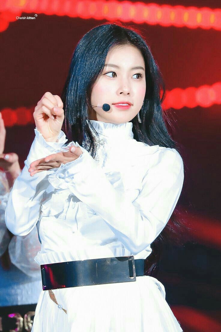 아이즈원 강혜원 몸매 키 아이즈원 강혜원 몸매 키