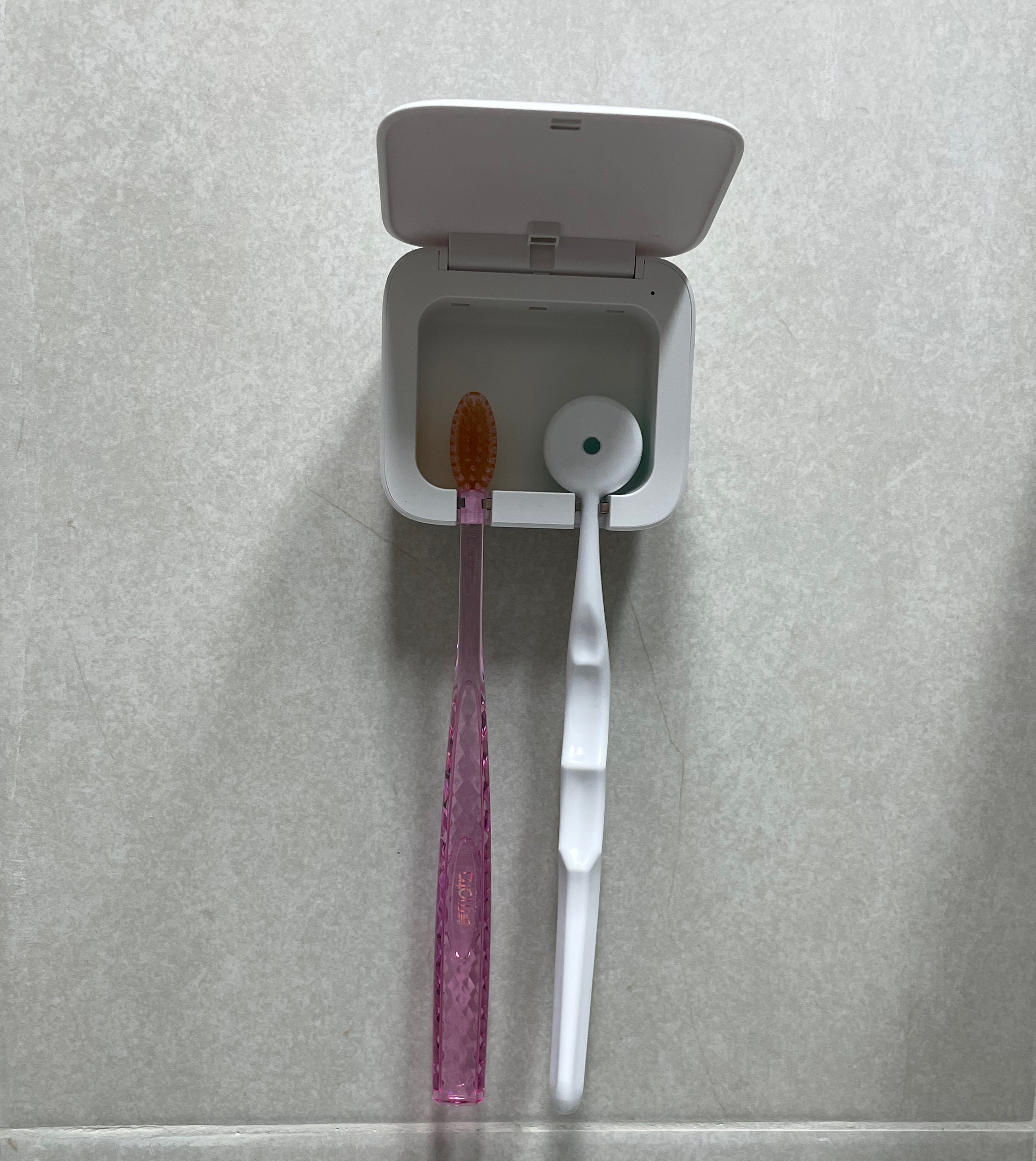 UVC-LED 와이즈 핏 칫솔 살균기 사용