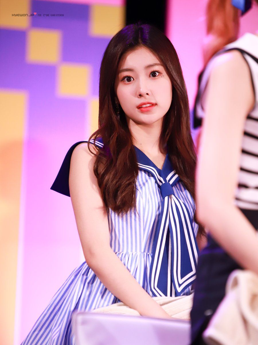 아이즈원 강혜원 몸매 키 아이즈원 강혜원 몸매 키