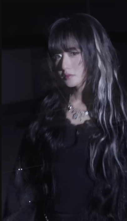 심규선 늑대향연