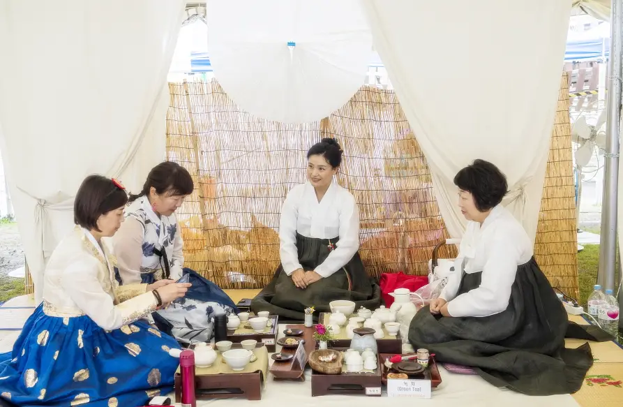 한복입기 체험(단오빔) &amp; 전통차 체험