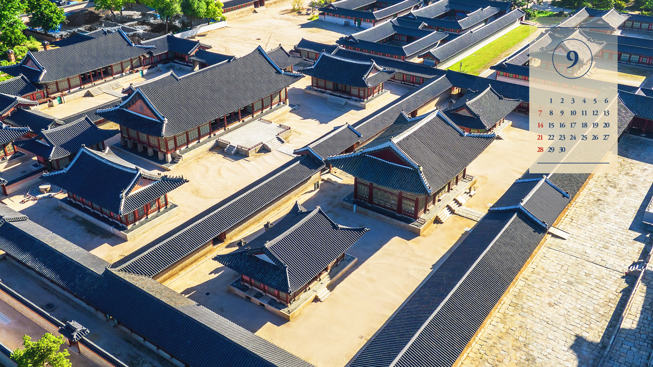 07 위에서 내려다본 사정전 전경 A - 2025년9월 노트북배경화면