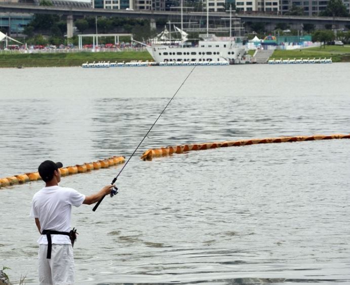 Hangang River float fishing