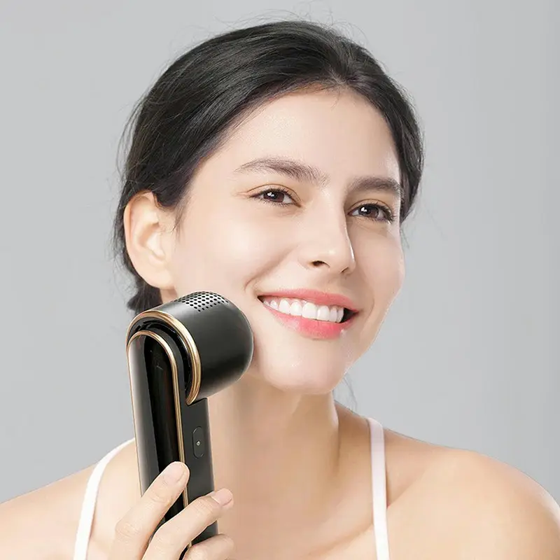 중년 여성 피부 미백 화장품, 진짜 효과 있는 건 이것!