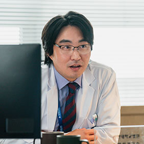 최현욱(김중돈 배우)