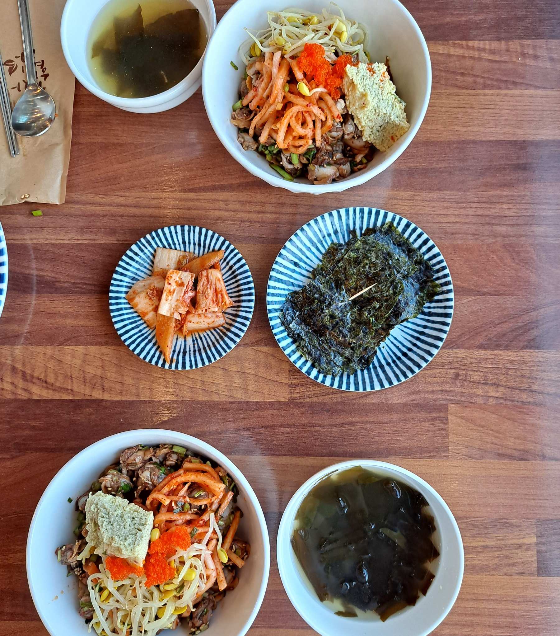 깔끔한 꼬막비빔밥 한상