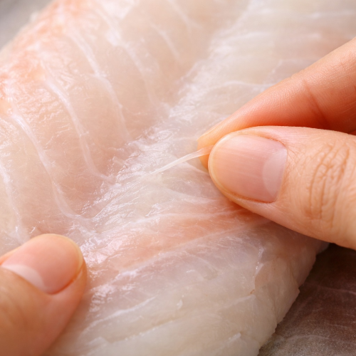 이유식 생선 비린내 제거 방법 대구살 가시 확인 및 손질 팁