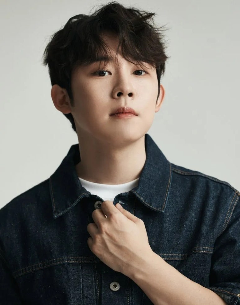 가수 진욱