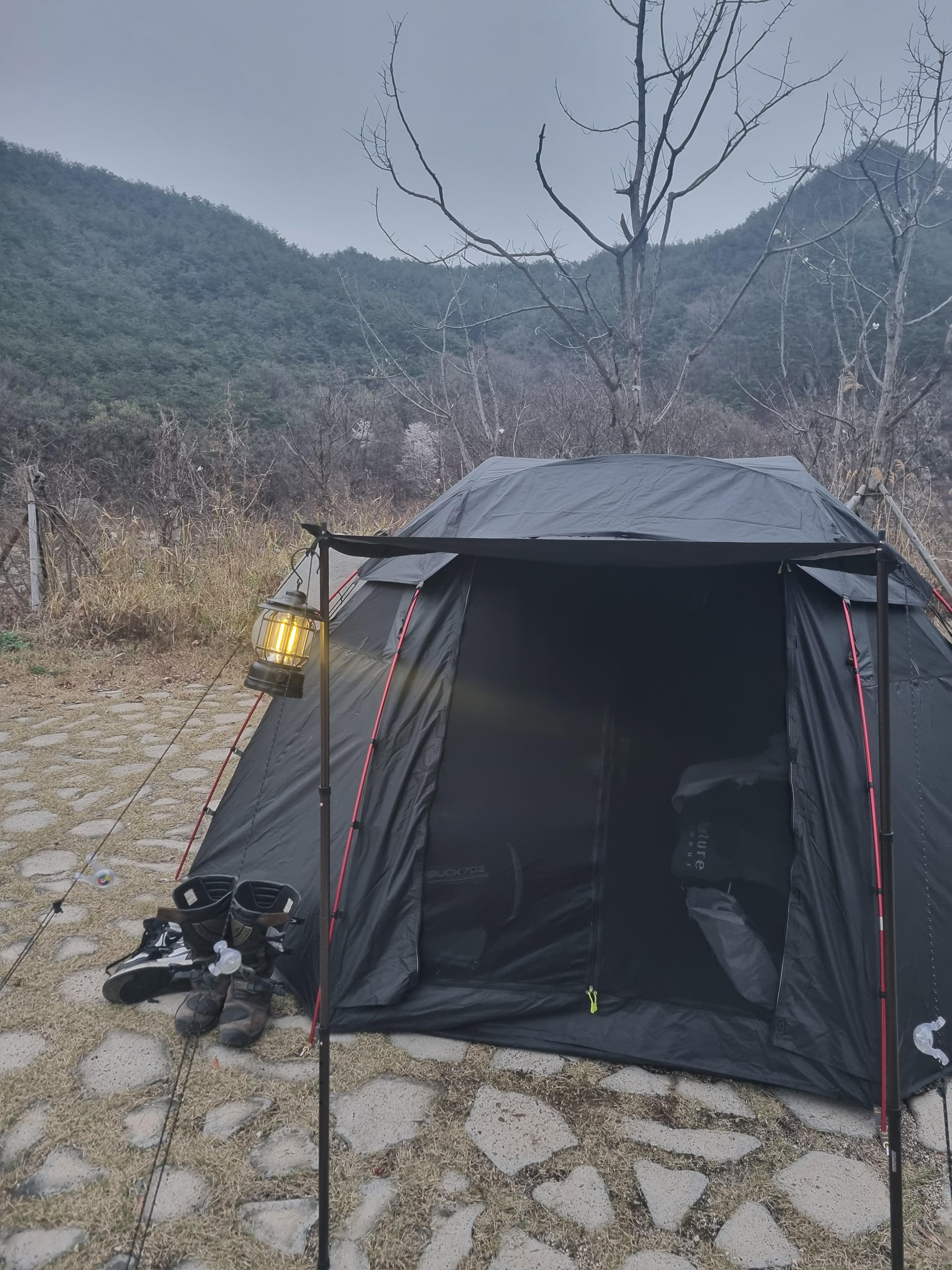 캠핑장비들