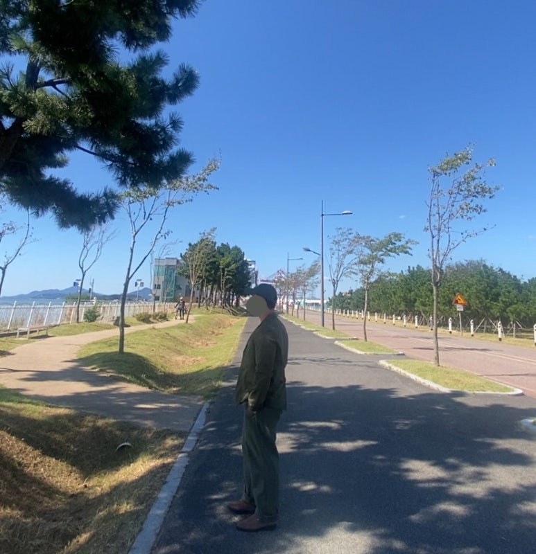 데일리룩(2024. 9. 29.)두마로 쿤스트하우스 코튼 볼캡, 비슬로우 코튼자켓, 폴로랄프로렌 베이직 티셔츠, 무신사스탠다드 오어슬로우 퍼티그팬츠, 커스텀에이드 스웨이드 페니로퍼