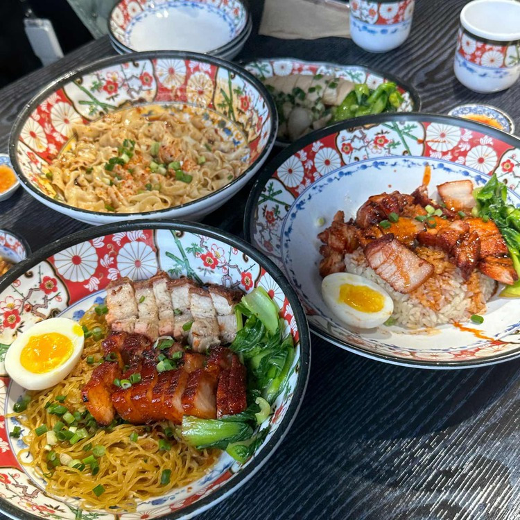 강남의 동남아 맛집 '원 디그리 노스'