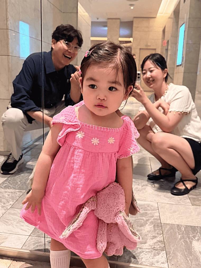 방송인-박수홍-아내-김다예-딸-재이
