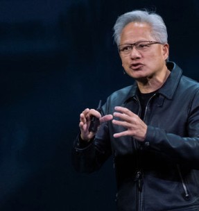 젠슨 황 프로필