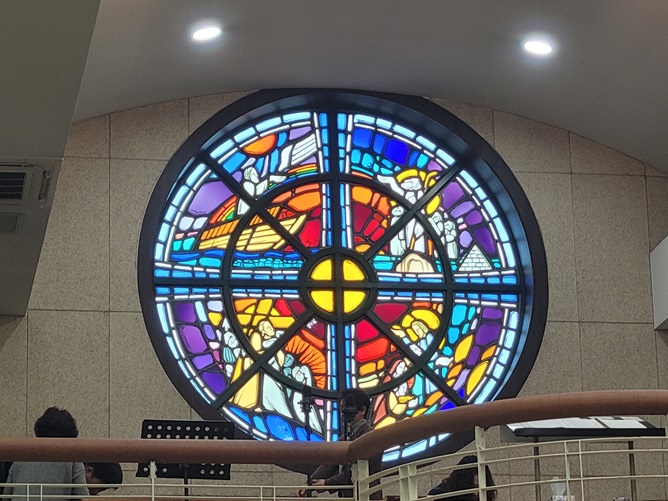 군산 지곡성당 스테인드글라스