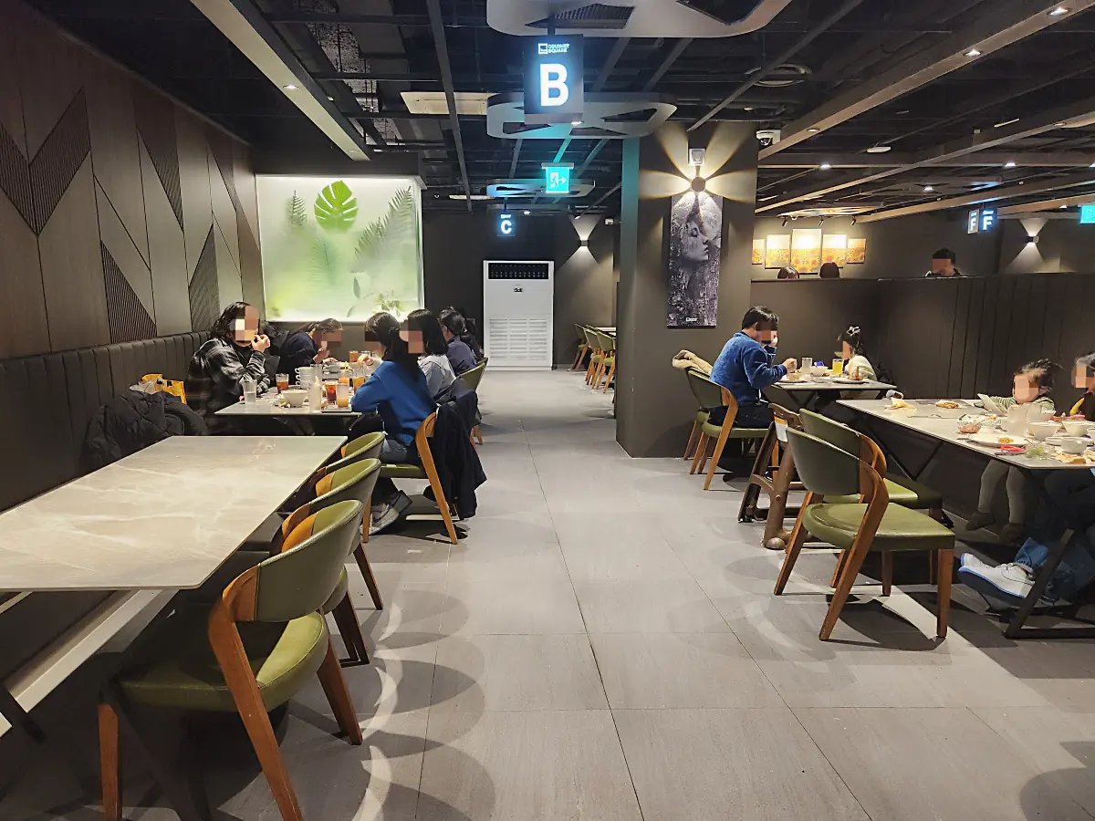 마곡-맛집-고메스퀘어-발산점-단체석-테이블