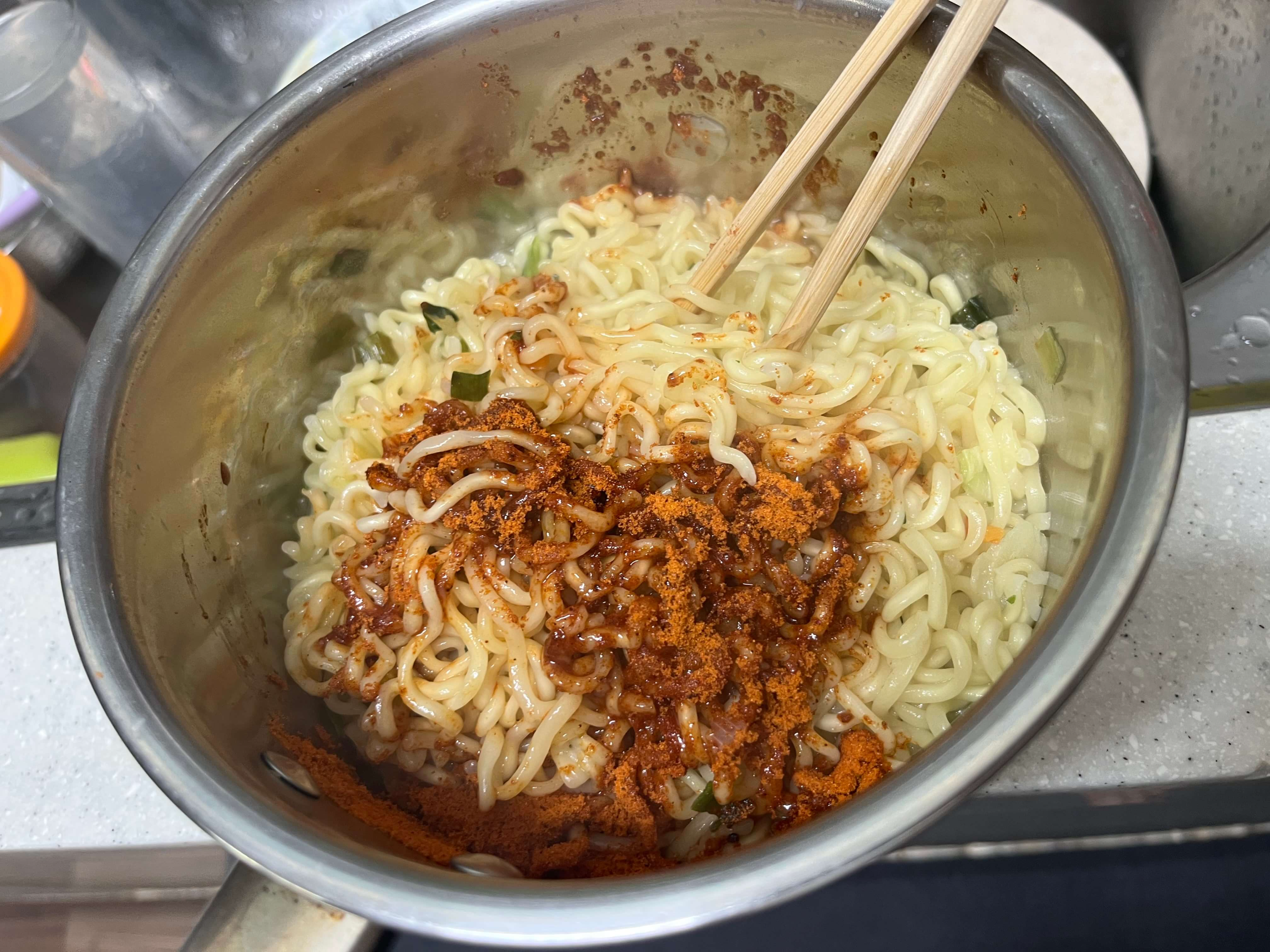 노브랜드 볶음라면3