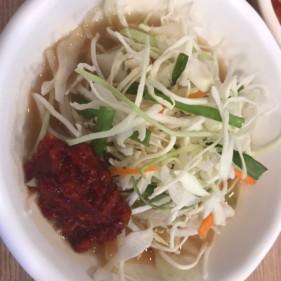 닭 한 마리 칼국수