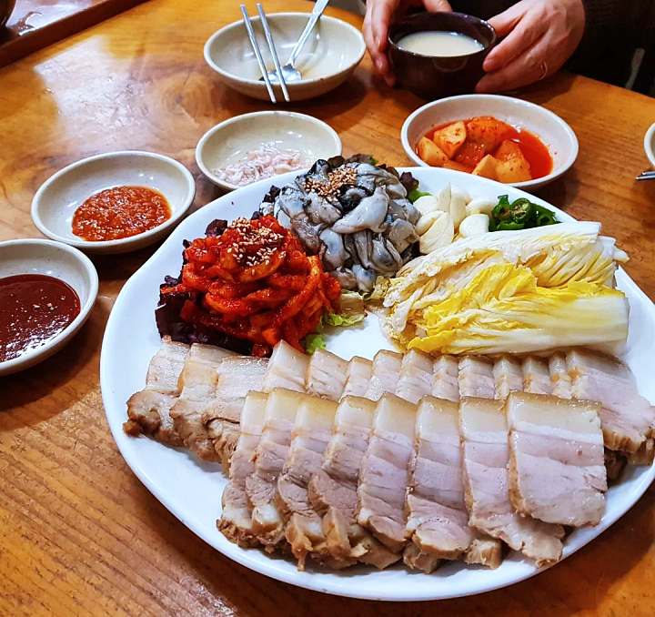 백반기행 박은영 편 콩나물 해장국 24시간 영업 전주 콩나물 국밥 보쌈 관악 서울대입구 맛집 소개